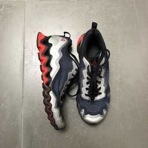 Reebok CrossFit athletics shoes size 9